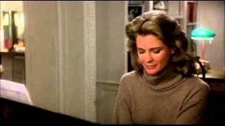 Candice Bergen sings