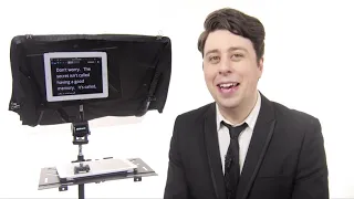 What is a Teleprompter [And How Does It work?]