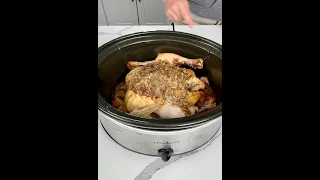 How to cook a whole chicken in the crockpot!