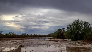 Deadly flash flood hits Arizona swimming hole