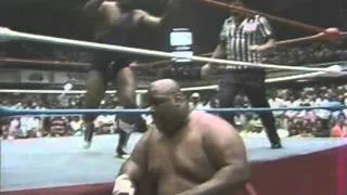 WWC: Abdullah The Butcher vs. Carlos Colón (1986)