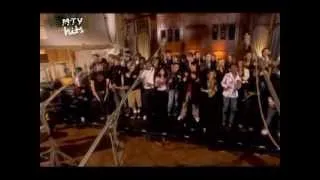 Band Aid 20 - Do They Know It's Christmas Time (2004)