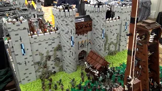 LEGO Castle Siege with Amazing Interior Scenes!