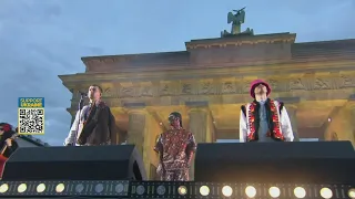 KALUSH ORCHESTRA - Stefania | LIVE @ Brandenburg Gate, Berlin (Germany) | #StopWar #SaveUkraine