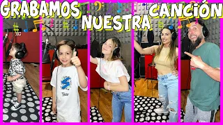 NOS VAMOS A CANTAR NUESTRA PRIMERA CANCIÓN EN FAMILIA | Familia Amiguindy