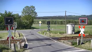 Spoorwegovergang Stockau (D) // Railroad crossing // Bahnübergang