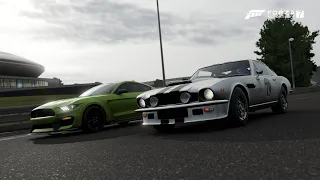 Forza 7 Drag Race - Ford Shelby GT350R vs tuned Aston Martin V8 Vantage '77