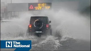 Torrential rain lashes Dubai