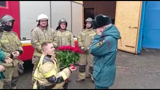 Кушвинский пожарный сделал предложение своей девушке