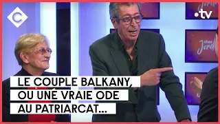 Pas ouf le remake d'Un gars, une fille - L’ABC - C à Vous - 05/04/2023