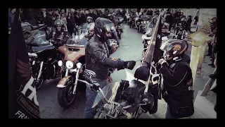 Hommage des bikers à Johnny Hallyday