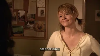Gabby Shows Up To Alice's Apartment - L Word 1x04 Scene