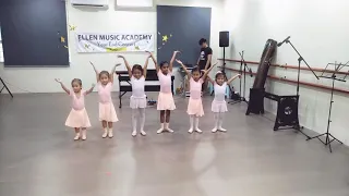 Bibbidi bobbidi boo Ballet Kids Performance