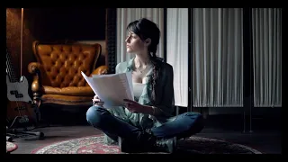 Giulia Falcone - Lettre à mes parents (Official Video)