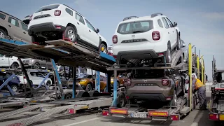 2018 Dacia Romania   Mioveni assembly plant   Sealant application