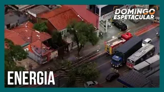 Temporal deixa 800 mil pessoas sem energia em SP