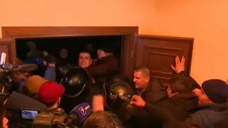 Протести у Молдові: як проривалися до парламенту