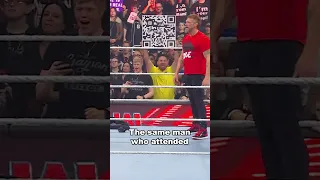 This WWE Fan is a Genius