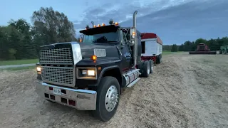 Interior Engine Sounds! 1986 Ford LTL 9000-A 27 ton￼ soybean pickup 9/27/23 (Headphones recommended)