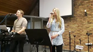 Ich lege meine Krone - Soul Worship | Nicole Minich - LIVE (Cover)