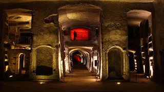 LA PARANZA I Rione Sanità: le catacombe di San Gennaro a Napoli