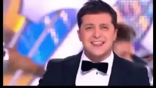 How surreal this is? Zelensky singing new years songs on Russian state TV.