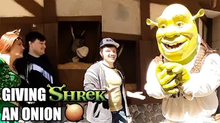 Giving Shrek an Onion at Universal Studios