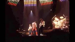 27. We Are The Champions (Queen-Live In Rosemont: 9/19/1980)