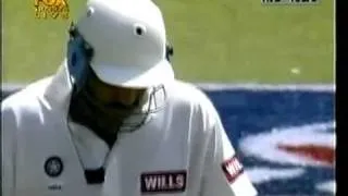 Sachin vs Warne - 1st time in Test match.mp4