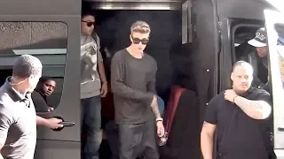 Justin Bieber Arrives At Power 106 In A Cloud Of Smoke [2013]