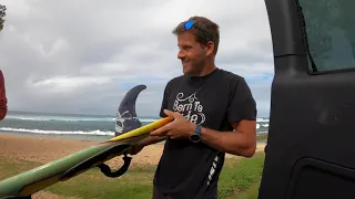 Windsurfing with an 90's Naish Hawaii Board bought on facebook for30$ | Ricardo Campello