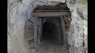 Exploring The Abandoned Coyote Mesa Mine - Part 1 of 2