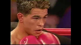 1998: Ivan Robinson vs Arturo Gatti (Round 3) (The Ring Magazine Round of the Year)