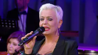 Monica Anghel şi Orchestra Simfonică Bucureşti - Spune-mi (@TVR1)