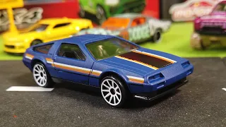 Hot Wheels: DMC DeLorean | Just Small Cars