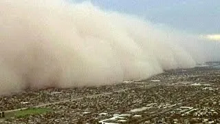 USA: Massive dust storm engulfs Phoenix, Arizona