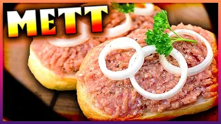 German "Mett" Recipe RAW PORK ON BREAD!