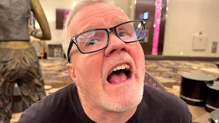 ITS BULLSH***! - FREDDIE ROACH EXPLODES OVER GARY RUSSELL SHOULDER EXCUSE IN MARK MAGSAYO FIGHT