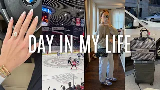 VLOG: new nails, packing for Boston, unboxing packages, home hockey game, etc.