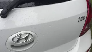 Where is the OBD Port Located in the 2014 Hyundai i20 Right Hand Drive?