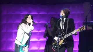 Miranda Cosgrove ft. Drake Bell - Leave It All to Me (LIVE) Nokia Theater