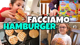 FACCIAMO GLI HAMBURGER 🍔 INSIEME:  Cibo Reale VS Play Doh