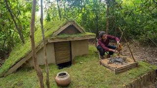 Build The Most Lovely Underground Earth Shelter by Ancient Skill in Tropical Rainforest