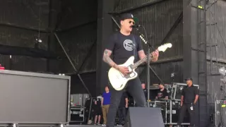 blink-182 She's Out of Her Mind Soundcheck Albuquerque NM