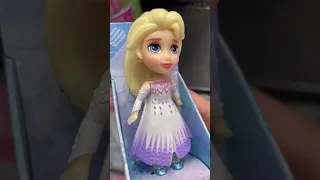 Elsa miniature #elsafrozen #frozen2 #cute #amazing #shorts