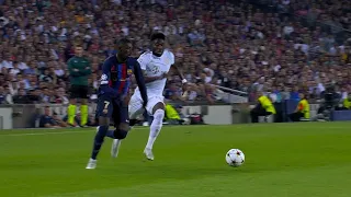 Ousmane Dembélé vs Alphonso Davies - Fight & ware inside the stadium