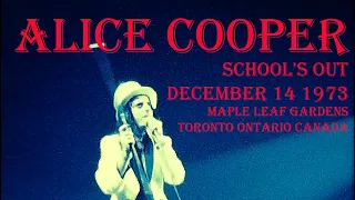 School's out Alice Cooper December 14 1973  Maple Leaf Gardens Toronto Ontario Canada