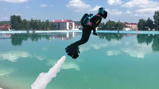 FlyBoard.Он полетел над водой ! Флайборд шоу " Летающие люди".Летуны взмывают в воздух