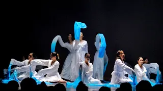 Chinese Watersleeves Dance - Flowing Clouds, Dancing Water (流云水韵)