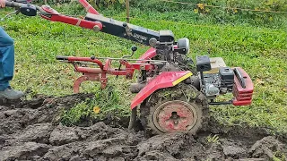 Plowing 2023 Agrostroj Jičín UNI MT7-32 with four-stroke engine P.H.U German 7.5 Hp